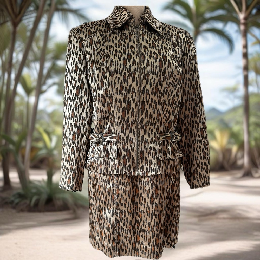 Cache Animal Print 2 Piece Suit with Skirt Size 2